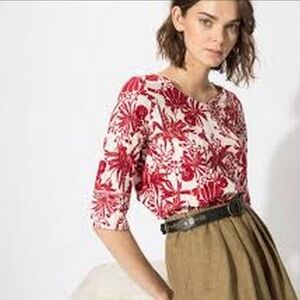 MAJE RED WHITE EMBROIDERED VNECK PULLOVER SHORT ELBOW LENGTH SLEEVES TOP S